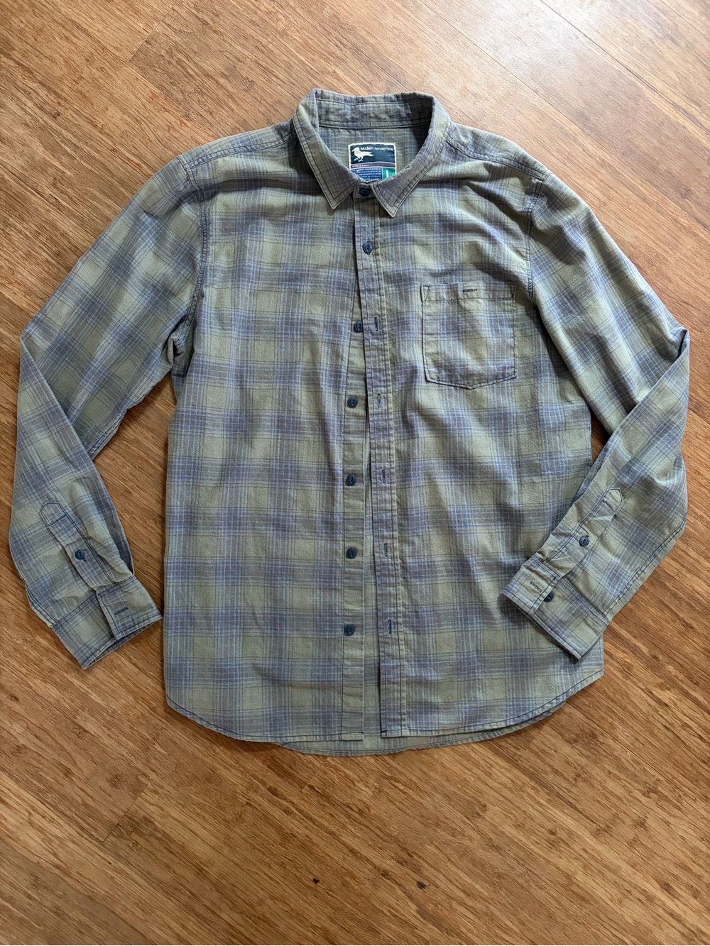 Modern Amusement Men's Plaid Button Down Shirt L Green Blue Long Sleeve